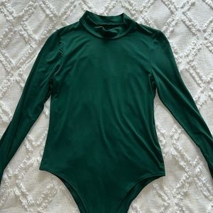 A New Day size medium Green bodysuit long sleeves and mock turtleneck